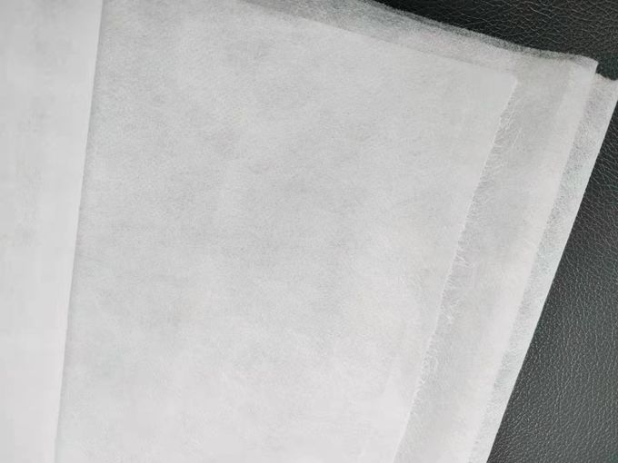 9-15gsm Spunbond Hydrophobic Outer Nonwoven Fabric For Baby Diapers 2