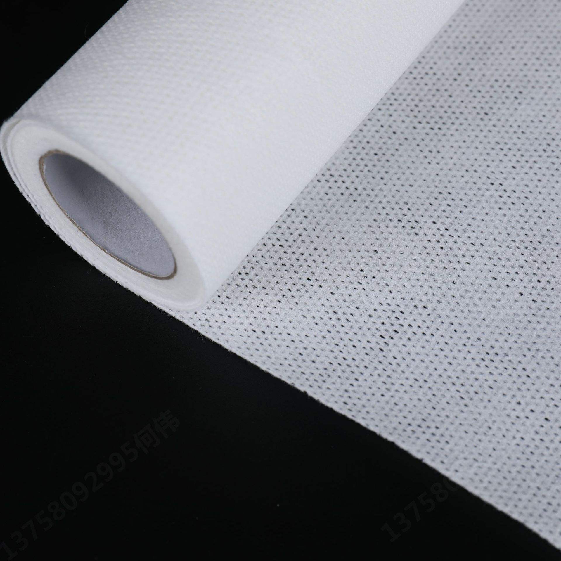 Mesh Spunlace Nonwoven Fabric Eco Friendly Recyclable For Cleaning Rags 0