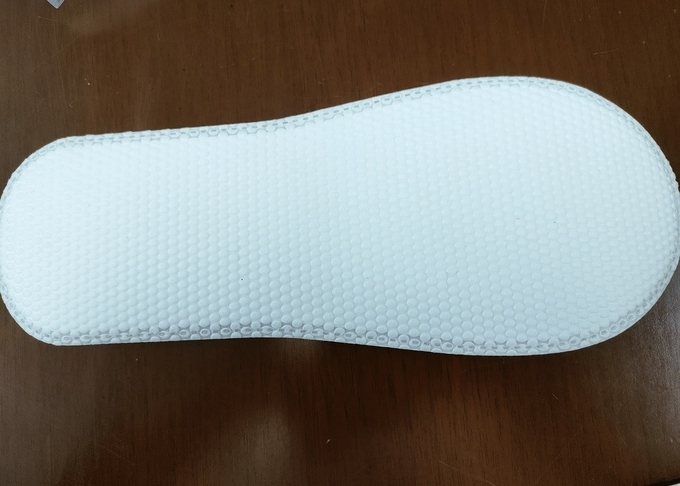 Insole PP Non Woven Fabric Tough Durable 10-100gsm With Bubble Grain 0